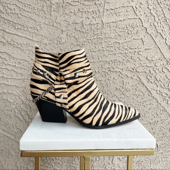 Jessica Simpson Shoes - JESSICA SIMPSON NEW Zayrie Zebra Calf Hair Booties